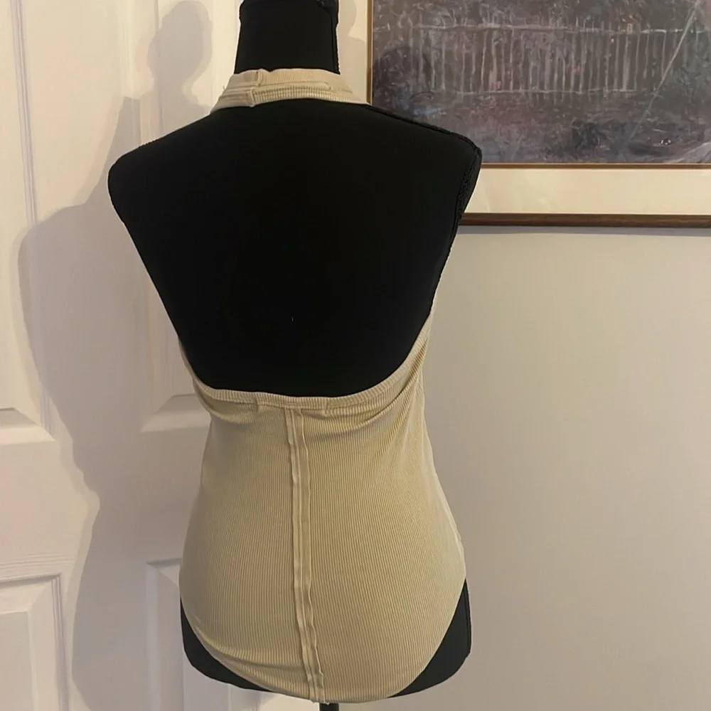 We The Free / Free People - high neck halter tank size xs - Picture 2 of 3